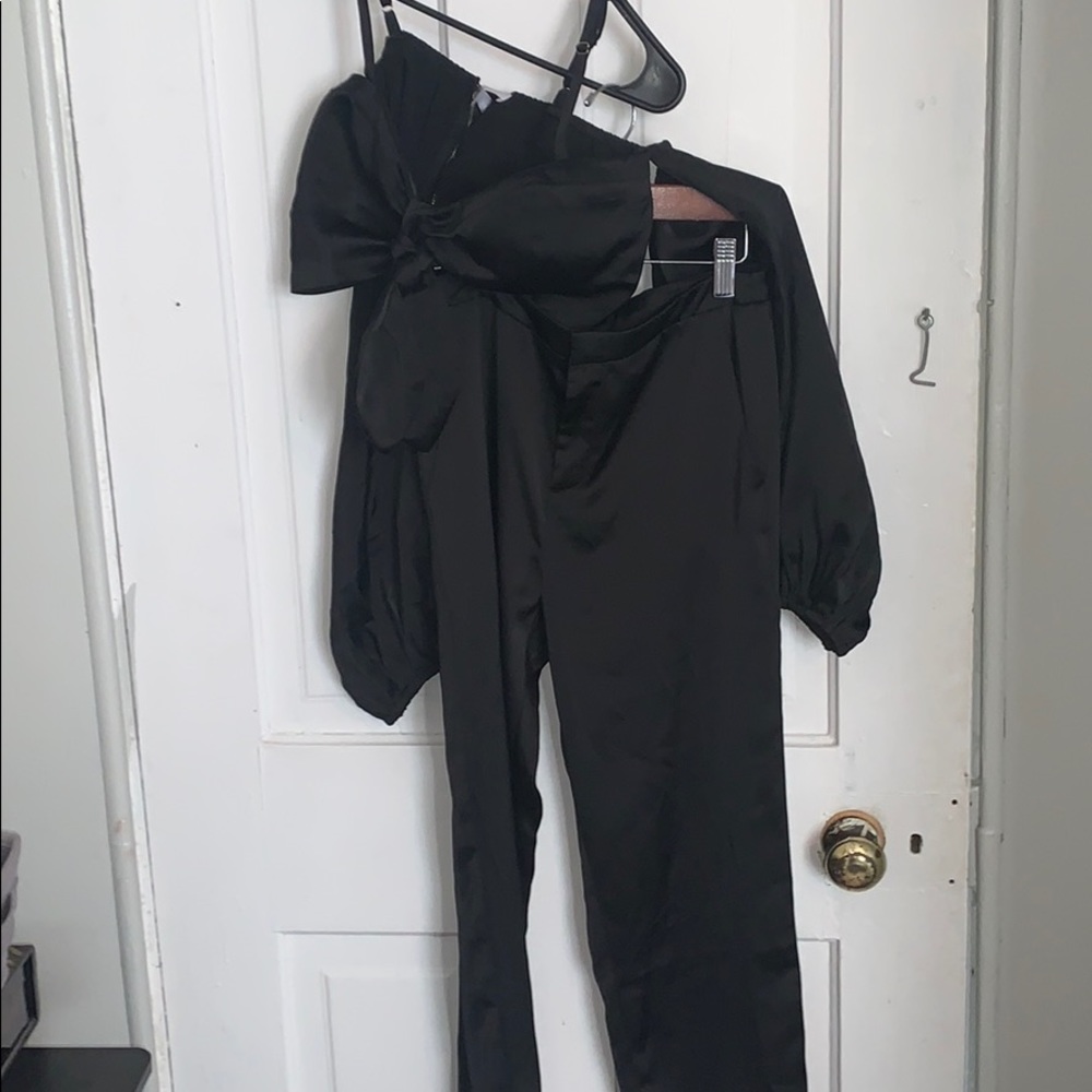 Two piece set